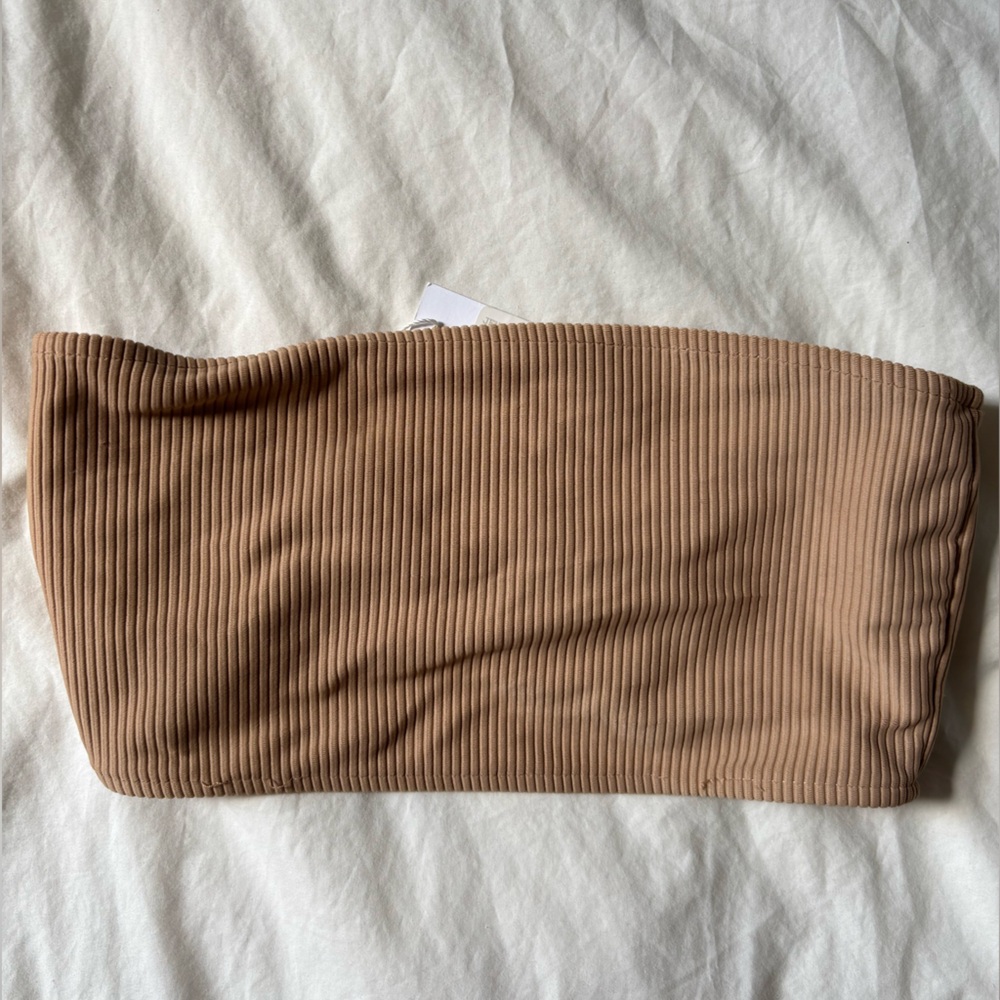 ✨NWT✨ Frankie's Bikinis Sand Ribbed Top